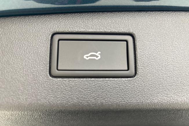VOLKSWAGEN Tiguan Photo 22