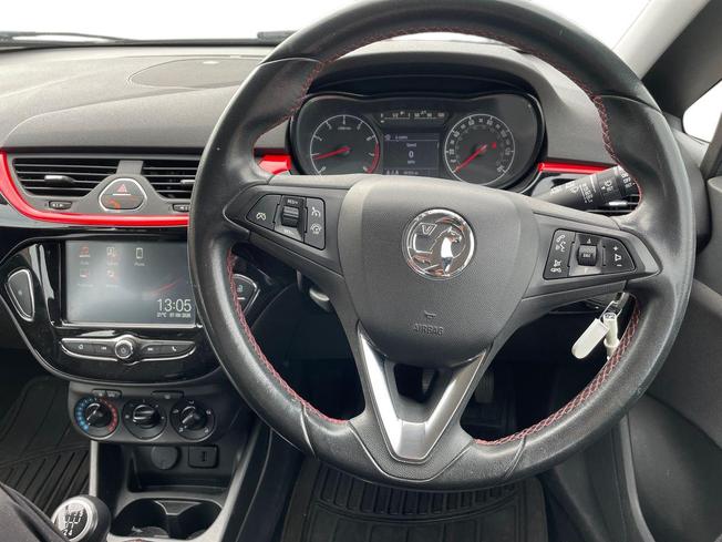 VAUXHALL Corsa Photo 11