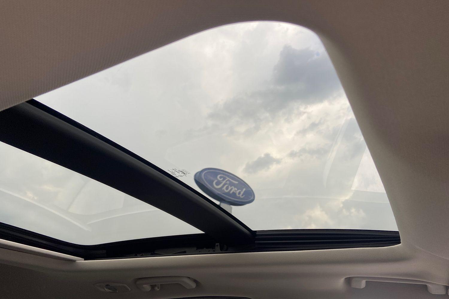 Ford KUGA Photo 21