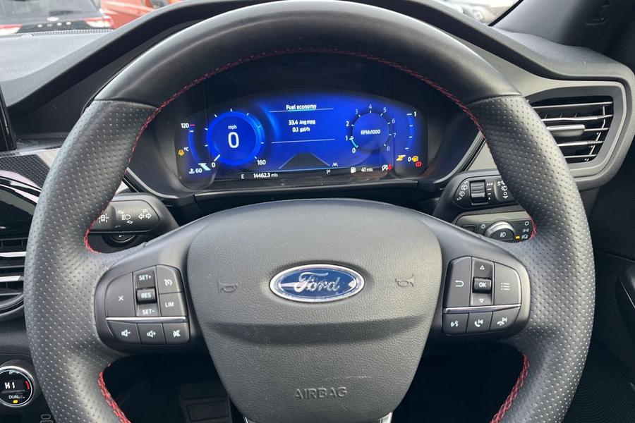 Ford Kuga Photo autoimg-0ee5f943e94e7ef03871180a72d4b871ac9af1c7.jpg