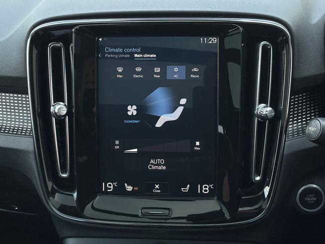 VOLVO Xc40 Photo 45