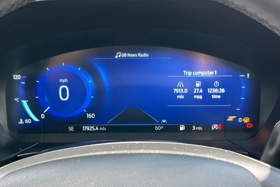 Ford KUGA Photo autoimg-0eea515032c86f29ae7ac485a45c1fb05732cfaf.jpg
