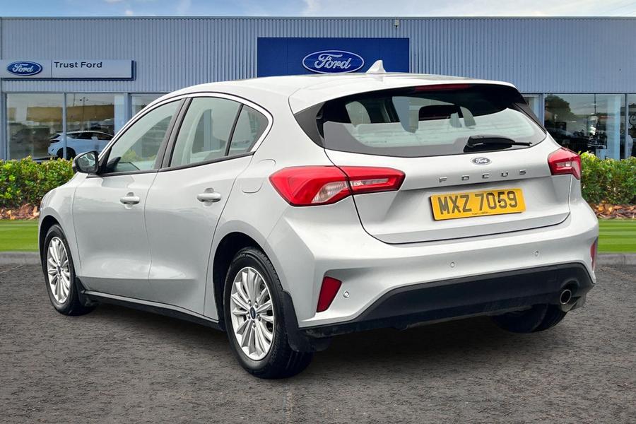 Ford FOCUS Photo autoimg-0eeaddb2ce91d36c9ee45e2f16e4e6713f49def1.jpg