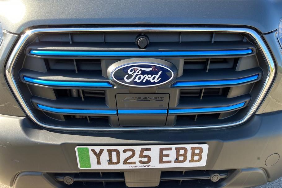 Used FORD E-TRANSIT YD25EBB 8