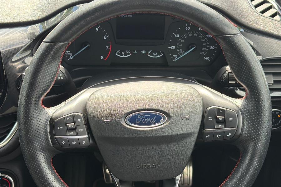 Ford FIESTA Photo autoimg-0eedfb85996fcfeb6b5b56a7b2524d89561ab9e1.jpg
