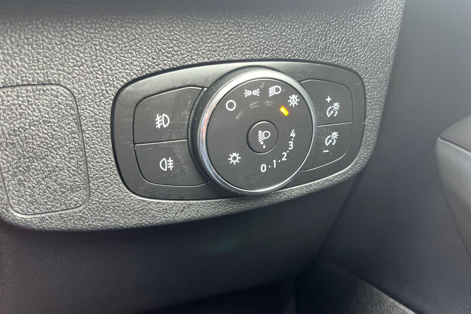 Ford FOCUS Photo 21
