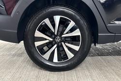 VOLKSWAGEN Taigo Photo 5