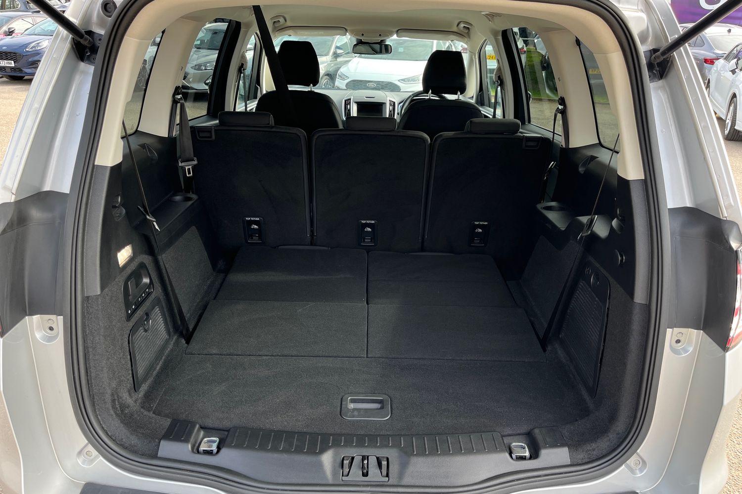 Ford GALAXY Photo 20