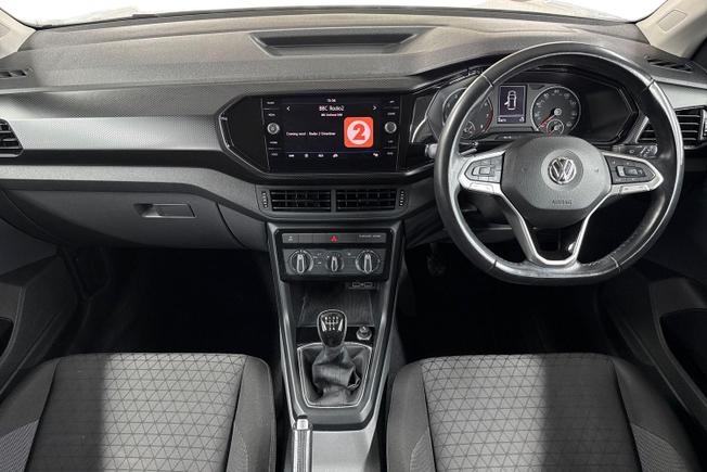 VOLKSWAGEN T-Cross Photo 10