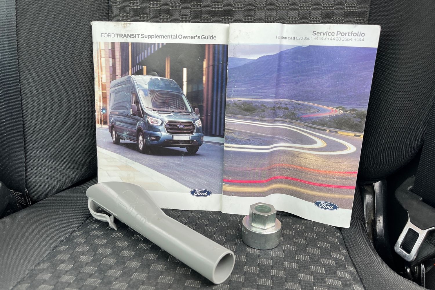 Ford TRANSIT Photo 8
