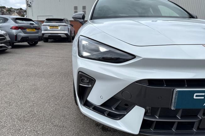 CUPRA Leon Photo 19