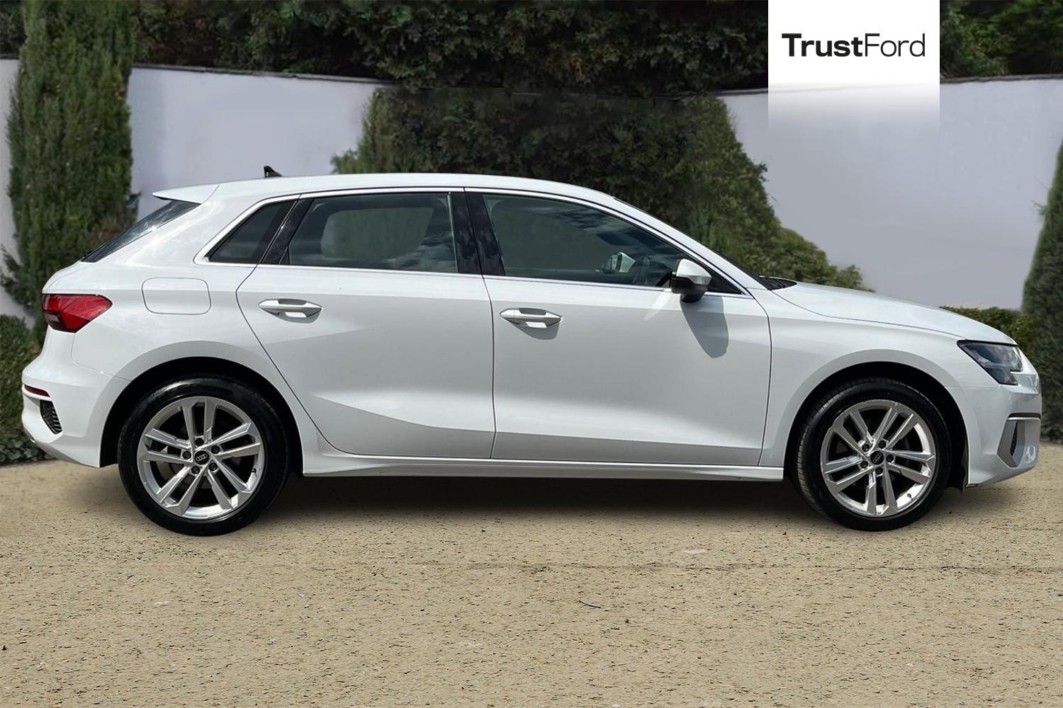Audi A3 Photo 2