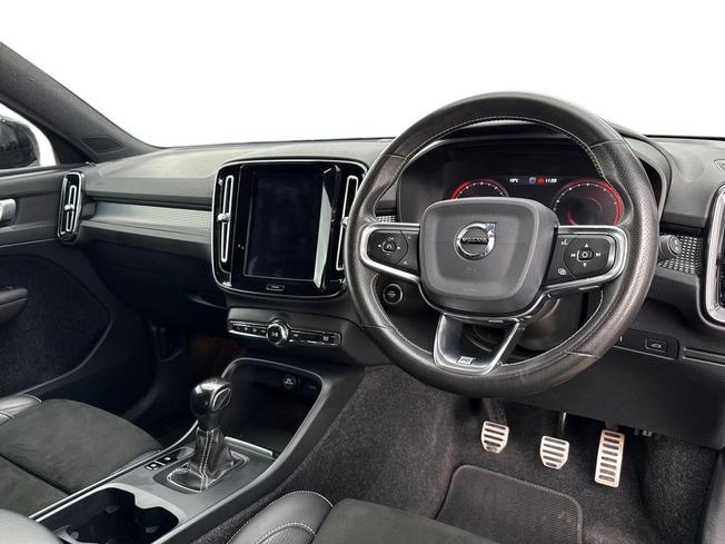 VOLVO XC40 Photo 6