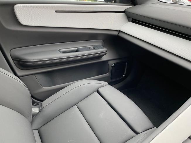 POLESTAR 4 Coupe Photo 52