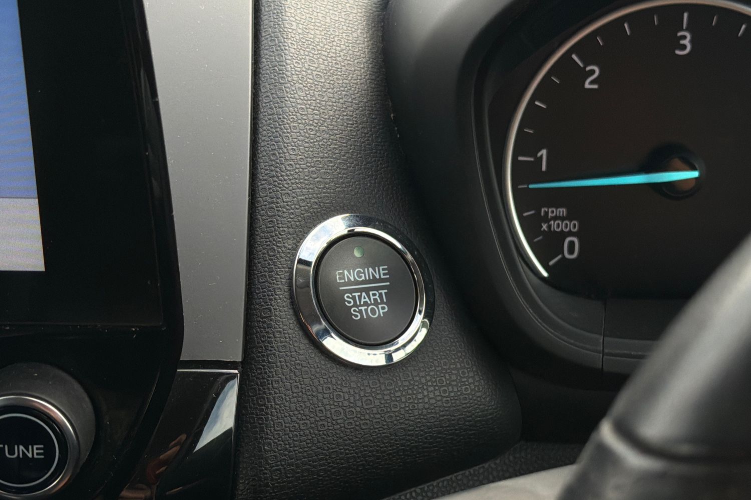 Ford ECOSPORT Photo 35