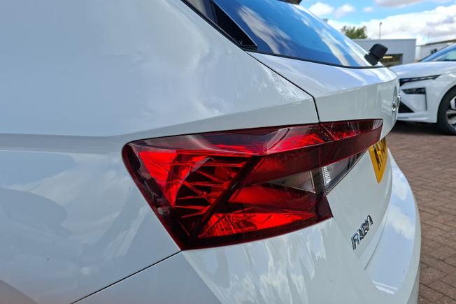 ŠKODA Fabia Photo 18