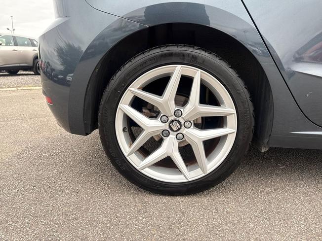 SEAT Ibiza Photo 21