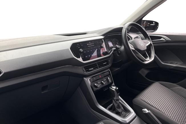 VOLKSWAGEN T-Cross Photo 2