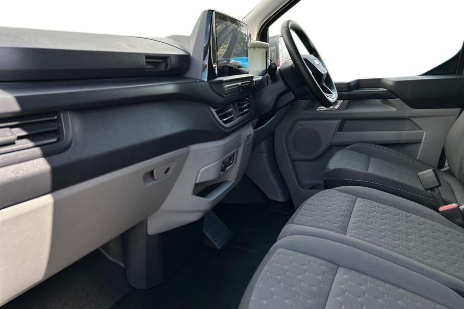 Used Ford TRANSIT CUSTOM YO25URD 4