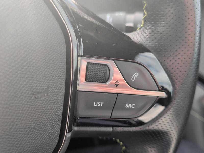 Used Peugeot 2008 NV71ARZ 36