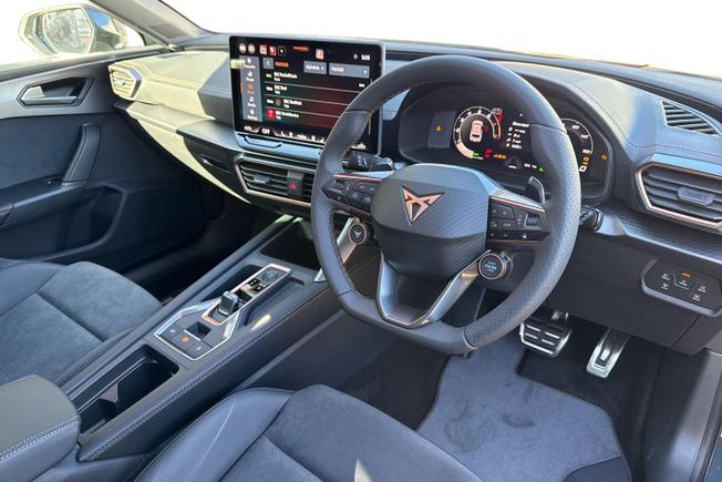 CUPRA Leon Photo 6