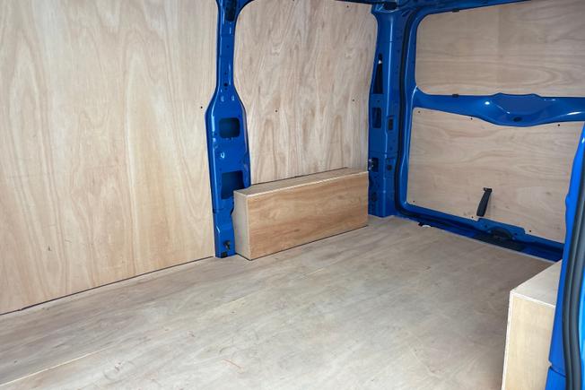 Volkswagen Transporter Photo 9