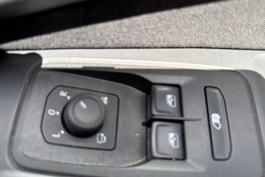 Used Ford TRANSIT CONNECT BG75DNU 29