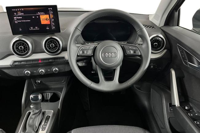 AUDI Q2 Photo 11