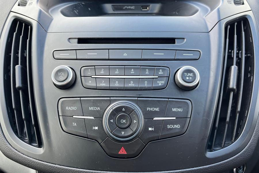 Ford Kuga Photo autoimg-0f2b456f952dc48b97ba8fb108e0030131be59c1.jpg