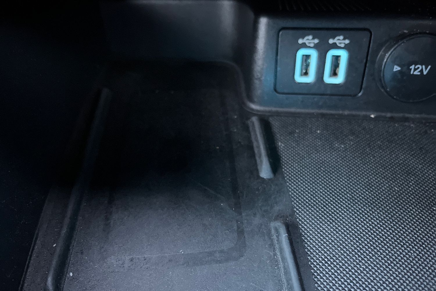 Ford KUGA Photo 29