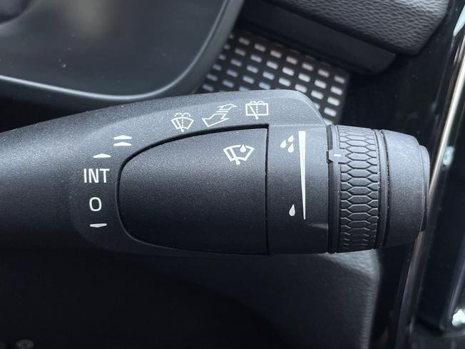 VOLVO Xc40 Photo 37