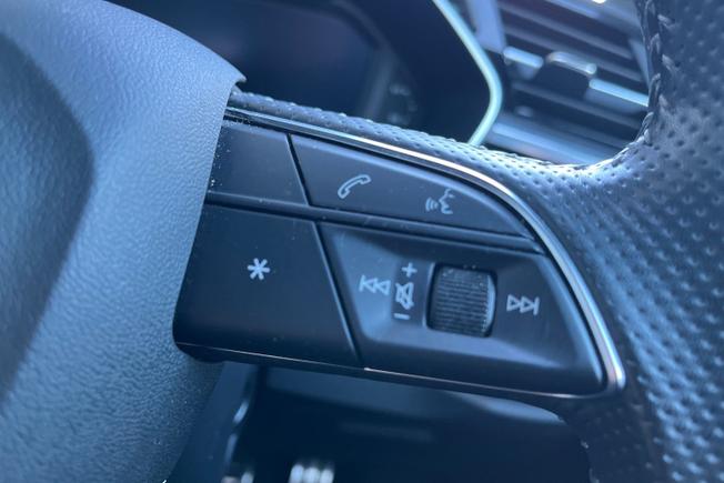 AUDI Q3 Photo 18