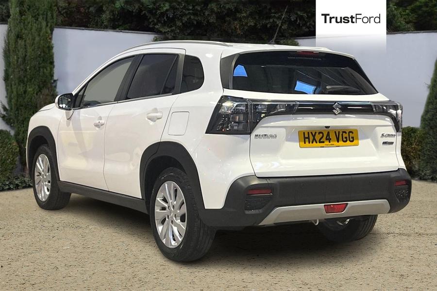 Suzuki S-CROSS Photo autoimg-0f3cedf4e2656ca8d4b78e13a3ef857f7d05a6e6.jpg
