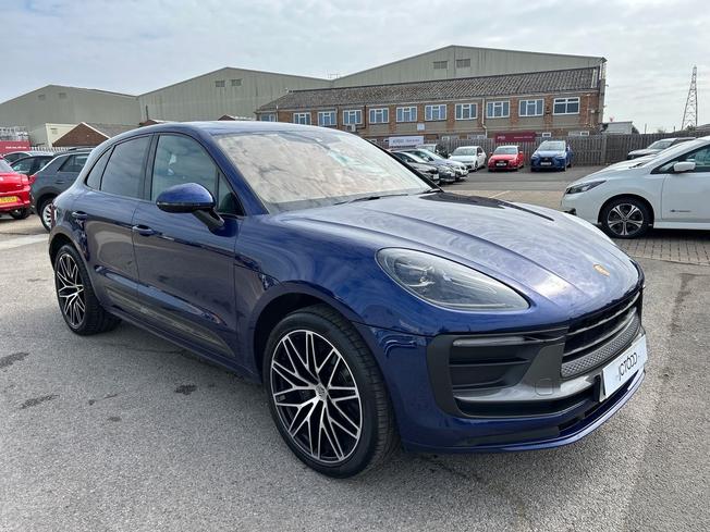 PORSCHE Macan Photo 21