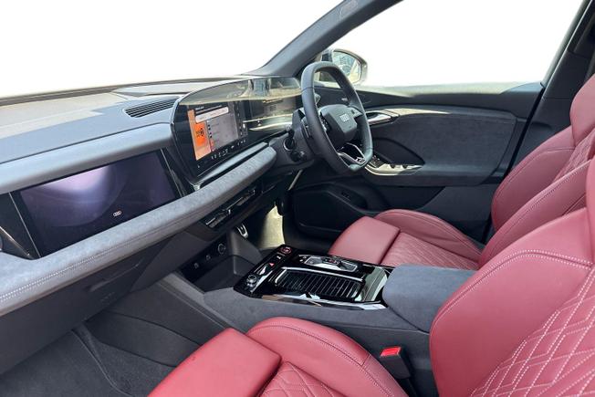 AUDI Sq6 E-Tron Photo 2