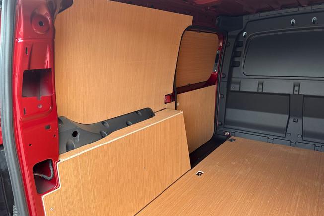 VOLKSWAGEN Caddy Maxi Photo 23