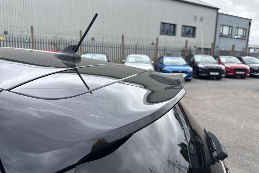 Ford FIESTA Photo autoimg-0f4ae93d87eb5f35ff519a77584f370d3e391c95.jpg