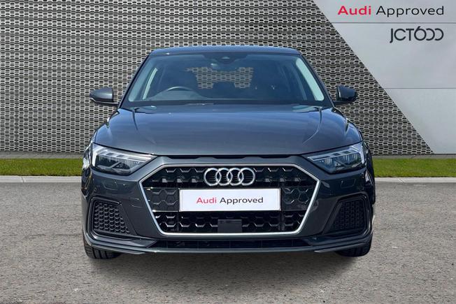 AUDI A1 Photo 8