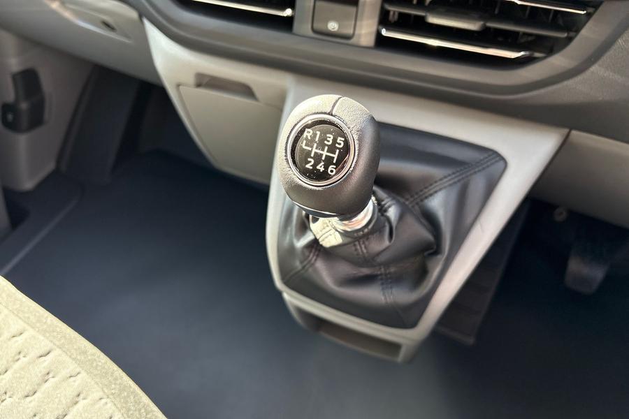 Ford TRANSIT CUSTOM Photo autoimg-0f4cfe8a735aa53d02985edfe0e532e07c6b3296.jpg
