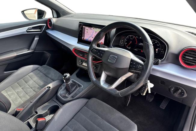 SEAT Ibiza Photo 6
