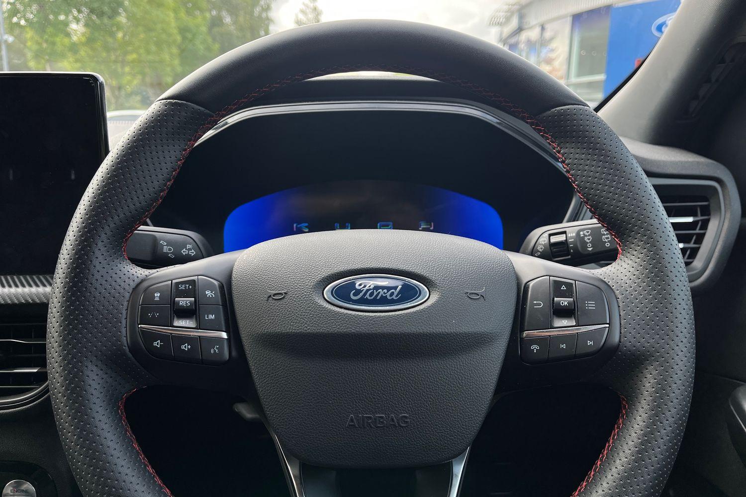 Ford KUGA Photo 11