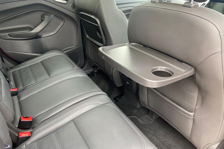 Ford KUGA Photo autoimg-0f59084fec10e4f86c253506e063b16e40637333.jpg