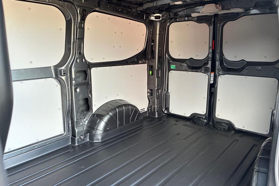 Used Ford TRANSIT CUSTOM SW26GWV 4