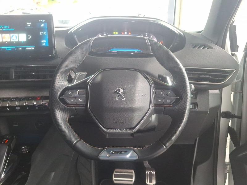 Used Peugeot 3008 NV22SOJ 12