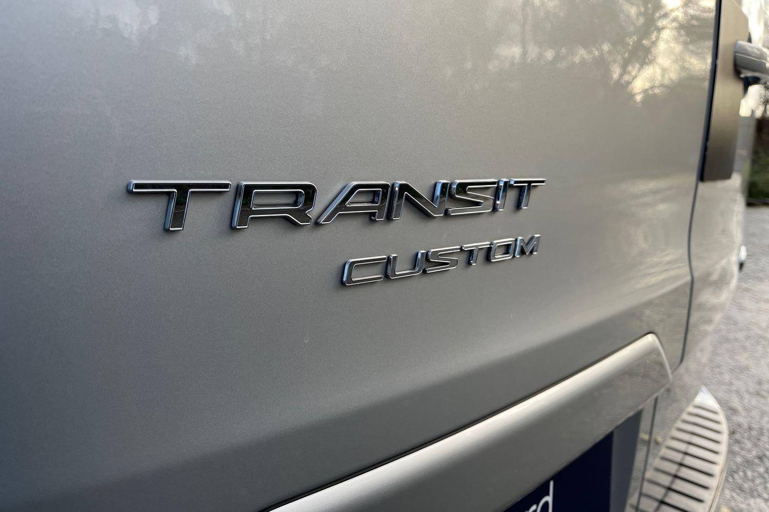 Ford TRANSIT CUSTOM Photo 18