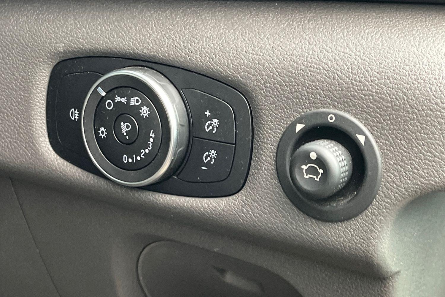 Ford TRANSIT Photo 7