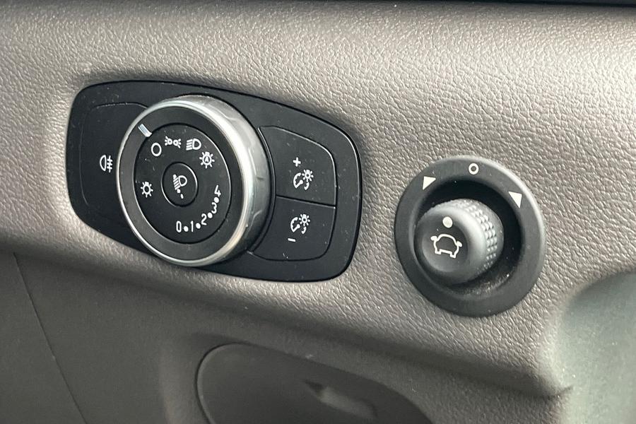 Ford TRANSIT Photo autoimg-0f5e95f095f872d4a1e067b4526326e6c078ab6e.jpg