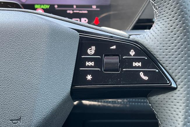 AUDI Q6 E-Tron Photo 17