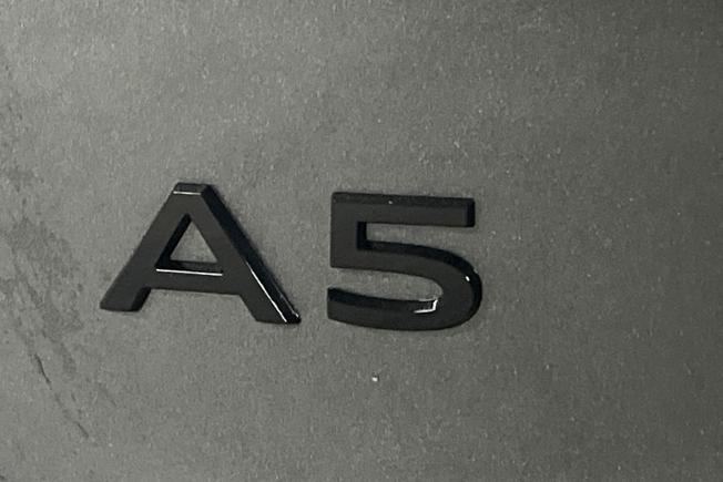 AUDI A5 Avant Photo 34