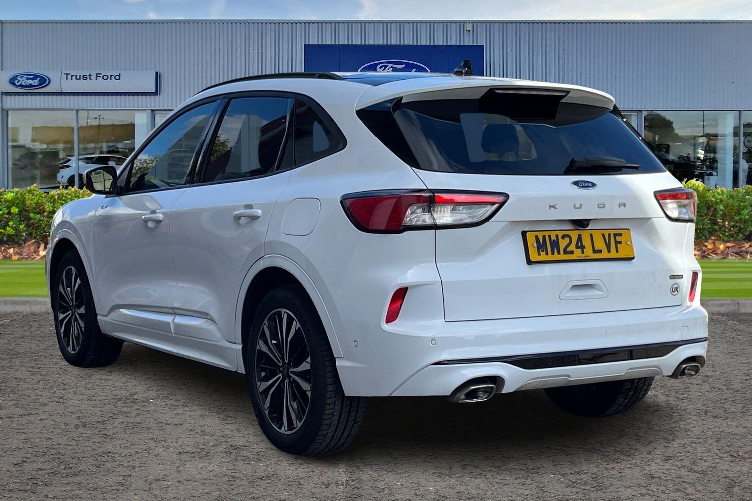 Ford KUGA Photo 1
